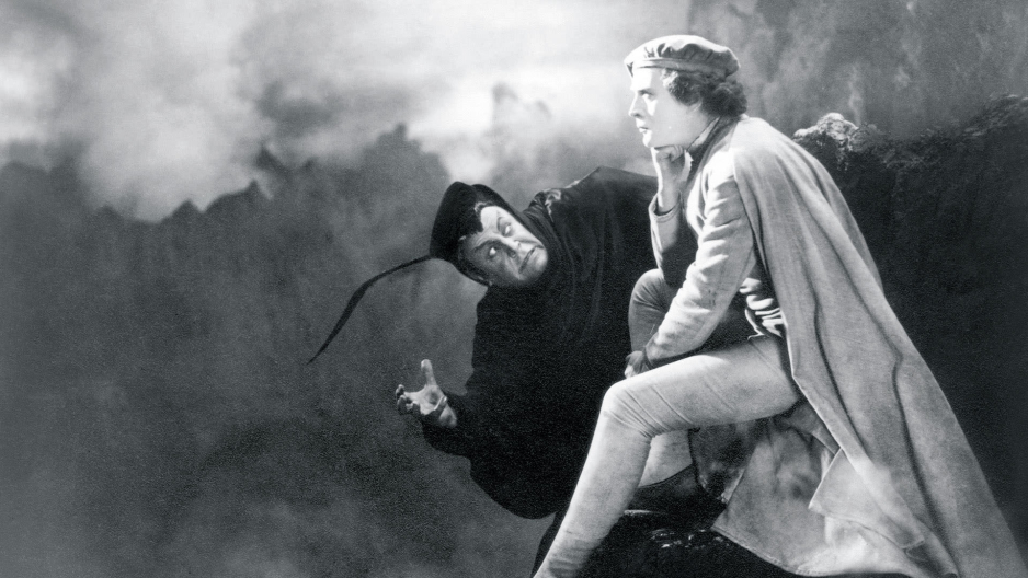 Kadr z filmu „Faust” (1926)
