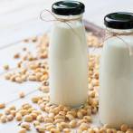 Przepisy na mleko roślinne: mleko sojowe
