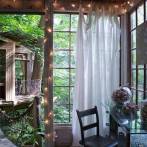 Popularny domek na drzewie z Airbnb