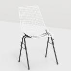 Siatkowe krzesła, Projekt 68