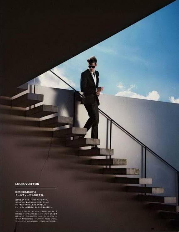 Elegancki Greg Nawrat w GQ Japan