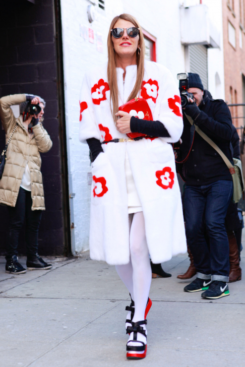 Street fashion: Anna Dello Russo na pokazach mody