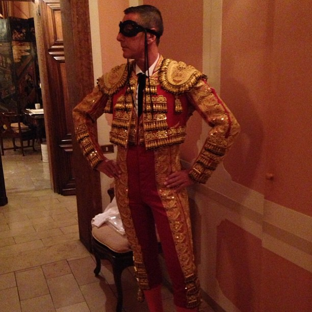 Stefano Gabbana jako torreador, Un Ballo in Maschera Dolce &amp; Gabbana w Wenecji, fot. Instagram