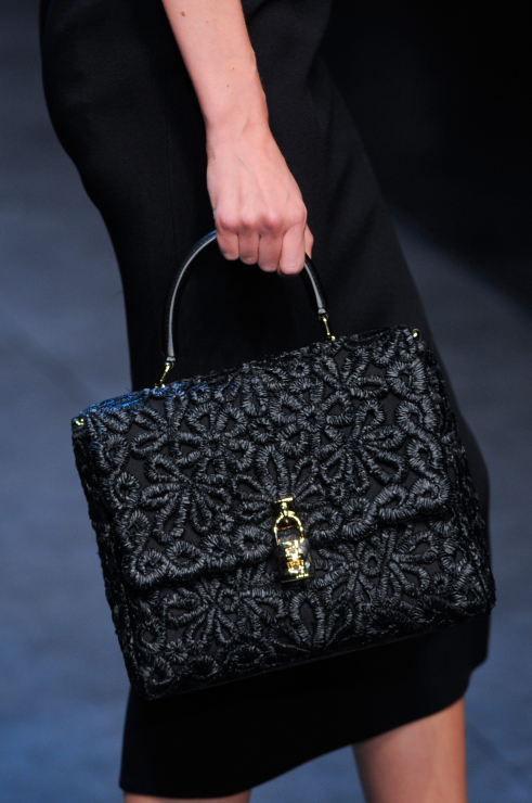 Buty, torebki i dodatki z pokazu Dolce & Gabbana SS14