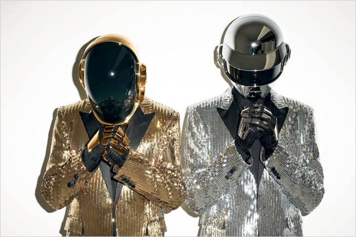 Daft Punk i Gisele Bündchen - trio idealne w sesji dla WSJ Magazine