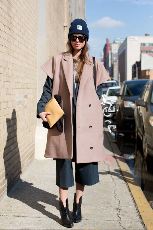 Street fashion: jak nosić płaszcz?