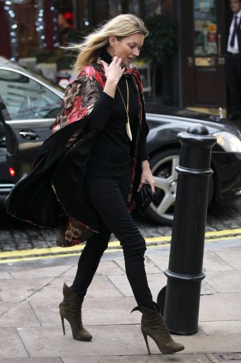 40. najlepszych stylizacji na 40.urodziny Kate Moss!