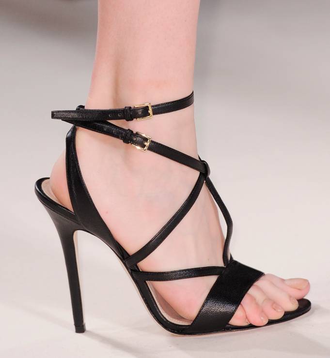 Sandały na szpilce - trendy 2014