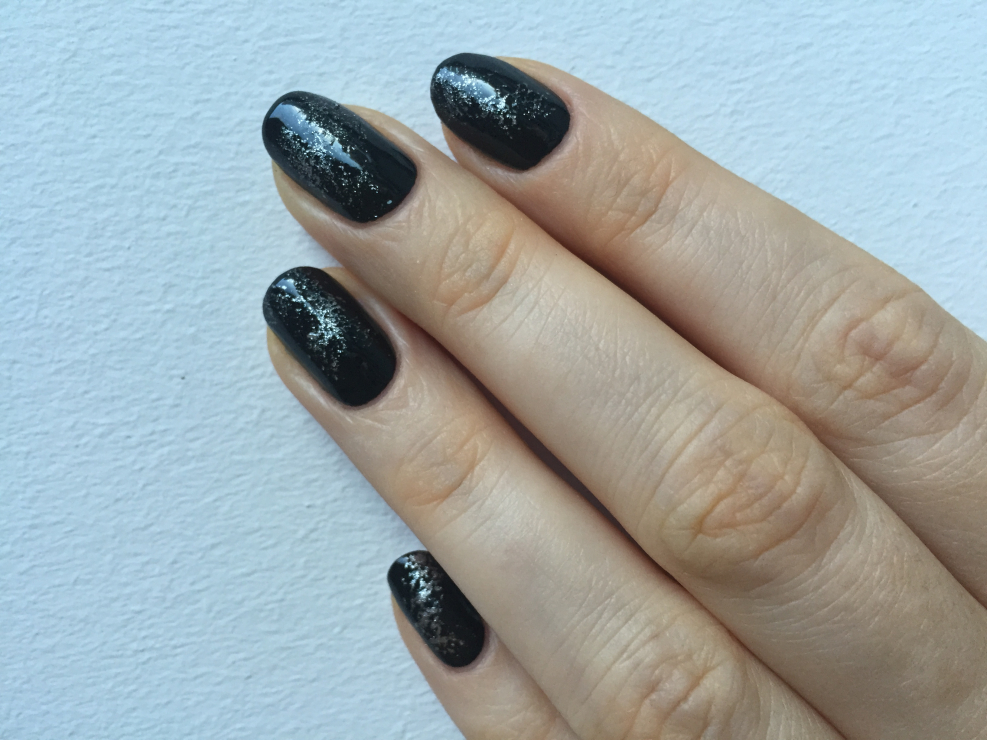 #ELLEzpazurem: Manicure galaxy na karnawał