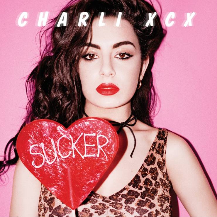 Okładka płyty "Sucker" Charli XCX
fot. materiały prasowe