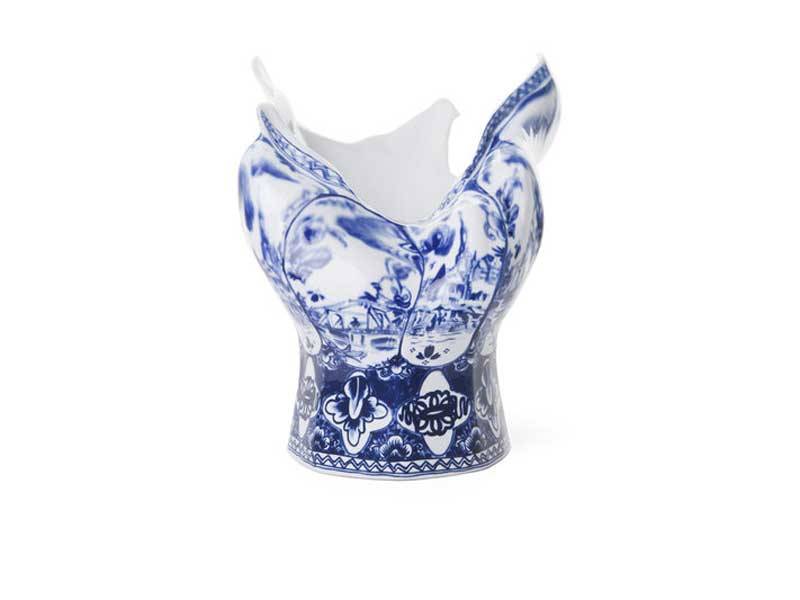 Ceramika malowana na niebiesko