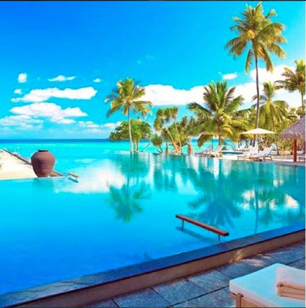 #pool - najpiękniejsze baseny na Instagramie,  fot. Instagram/luxebandageswimwear