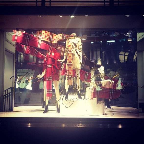 Luksusowe okna wystawowe na Instagramie