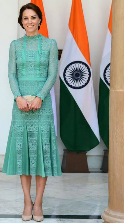 Księżna Catherine z wizytą w Indiach. Zobacz stylizacje!