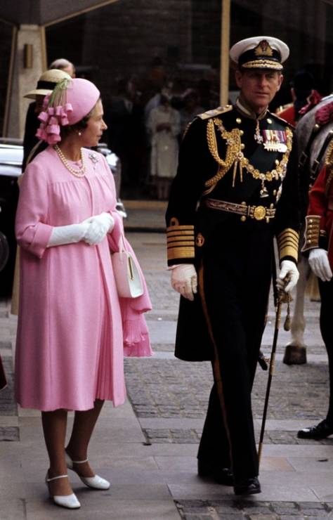 Elżbieta II - stylizacje królowej brytyjskiej