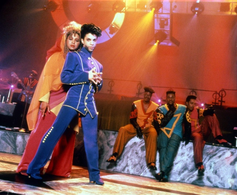 Prince- przypominamy styl legendarnego wokalisty