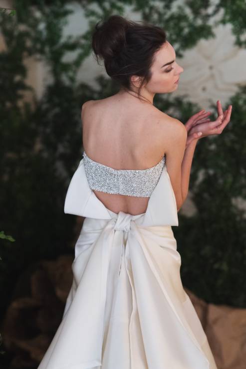 Suknie Ślubne Carolina Herrera wiosna 2017