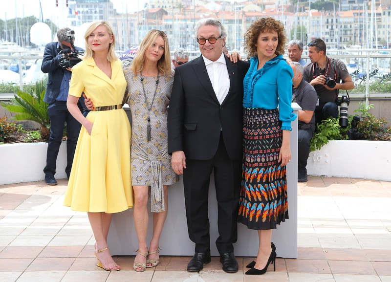 Cannes 2016: stylizacje gwiazd: Kirsten Dunst, Vanessa Paradis, George Miller i Valeria Golino, fot. East News