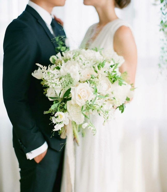 #WeddingBouquet - ślubny bukiet na Instagramie , fot. Instagram/thebridestory