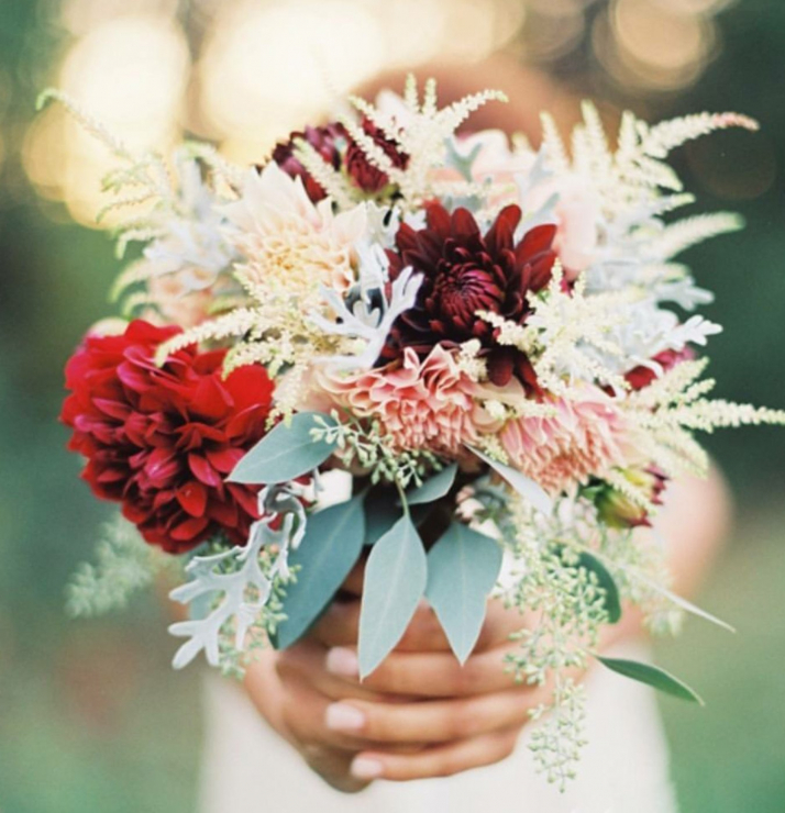 #WeddingBouquet - ślubny bukiet na Instagramie , fot. Instagram/weddingchics