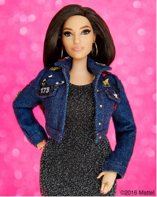 Barbie inspirowana modelką Ashley Graham. Zobacz słynną lalkę w wersji plus size