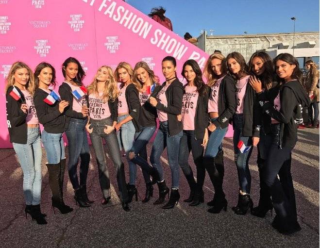Pokaz Victoria's Secret 2016: modelki w drodze do Paryża