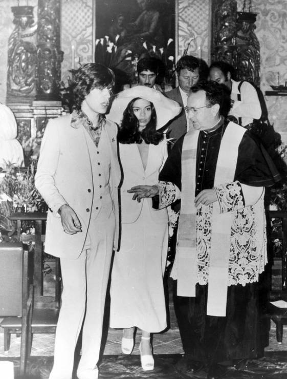 Słynne suknie ślubne gwiazd, Bianca Jagger, 1971 rok