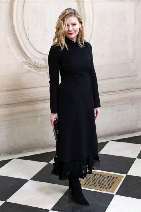 Gwiazdy na pokazach mody haute couture wiosna-lato 2017: Kirsten Dunst na pokazie Dior