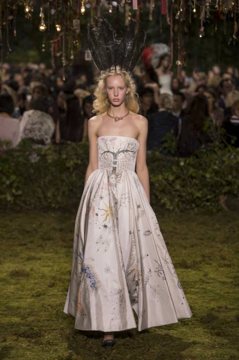 Suknie ślubne z pokazów haute couture wiosna-lato 2017