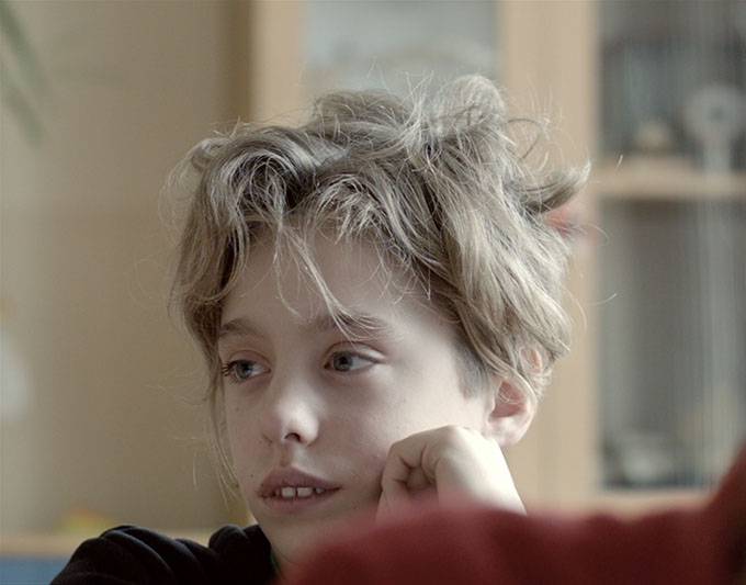 Kadr z filmu „Nauka” Emi Buchwald