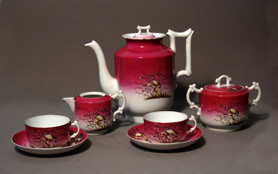 Serwis do herbaty, l.10 XX w., Wytwórnia TWA. M.S. Kuzniecowa-Rosja, zbiory prywatne, fot.B.Szafrańska