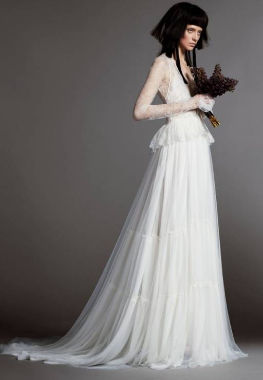 Suknia ślubna Vera Wang z baskinką