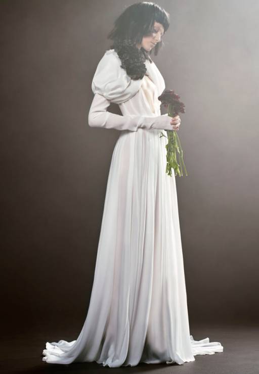 Suknia ślubna Vera Wang z bufkami
