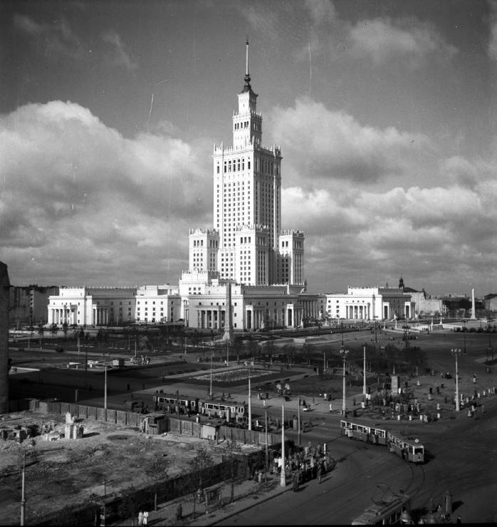 Warszawa - wczoraj i dziś
