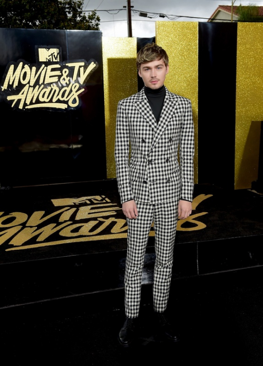 Miles Heizer na MTV Movie Awards 2017