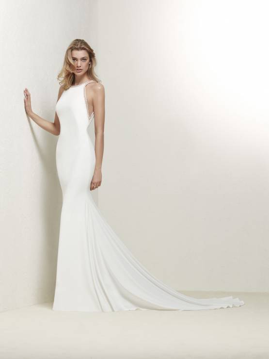 Suknia ślubna Pronovias model Drabea