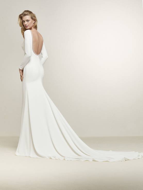 Suknia ślubna Pronovias model Drana