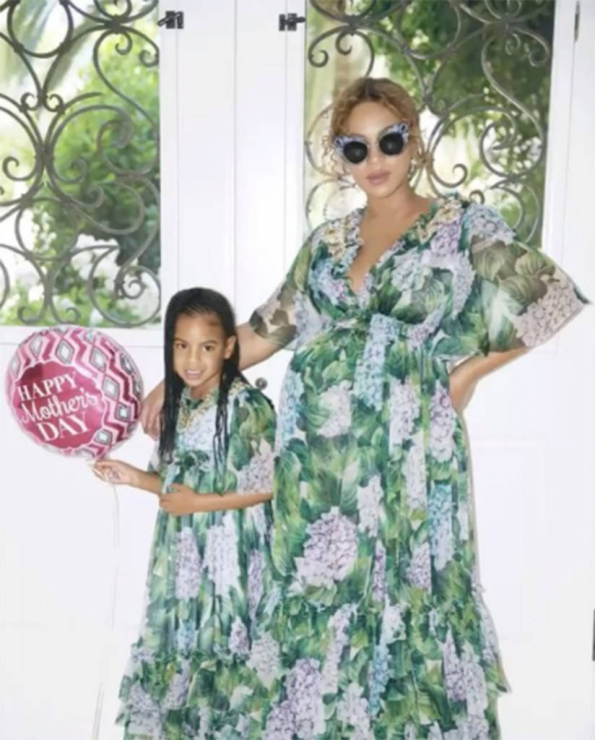 Beyonce i Blue Ivy w takich samych outfitach