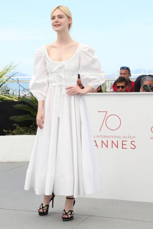 Cannes 2017: Elle Fanning na konfererncji prasowej filmu "The Beguiled"