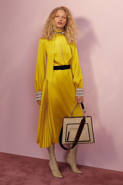 Żółta sukienka Fendi Resort 2018