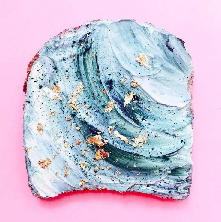 Tęczowe dania z Instagrama - mermaid toast