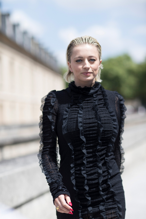 Street fashion z Paryskiego Tygodnia Mody haute couture jesień-zima 2017/2018
