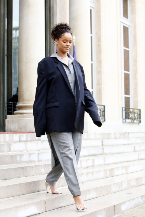 Rihanna w Paryżu, 26