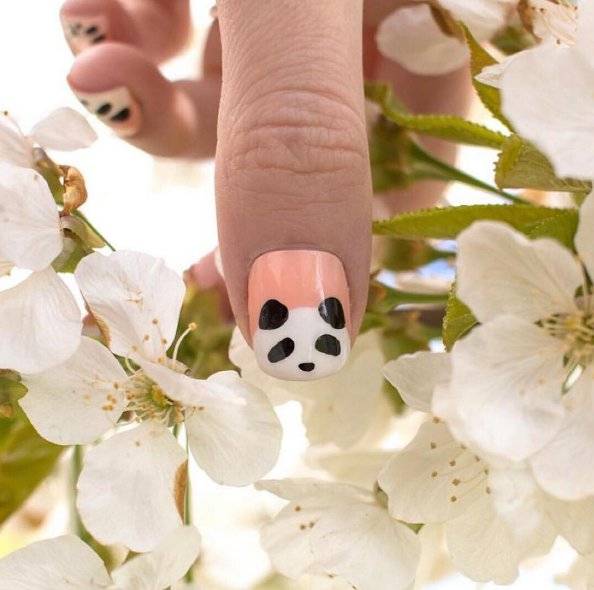 Paznokcie z pandą