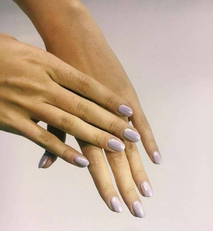 Delikatny manicure
