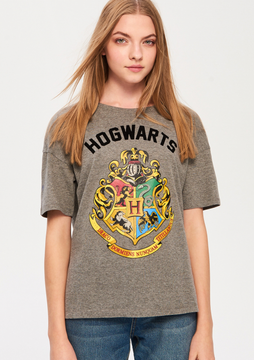 T-shirt Harry Potter x Sinsay. 