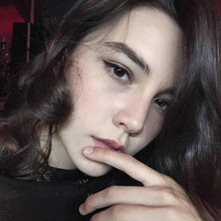 Vlada Dzyuba, 14-letnia modelka zmarła z przepracowania