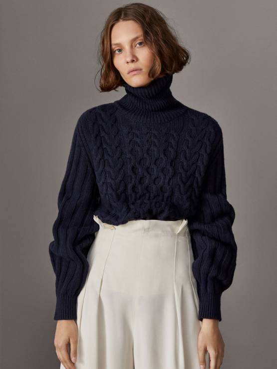 Sweter z warkoczowym splotem Massimo Dutti 