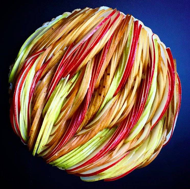 Artystyczne ciasta - jabłecznik w 3D