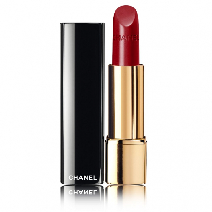 Czerwona szminka Chanel